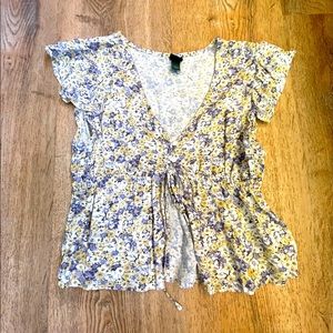 Cute floral top with middle slit